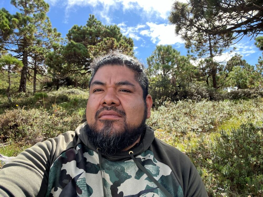 Gustavo López Mendoza bio link